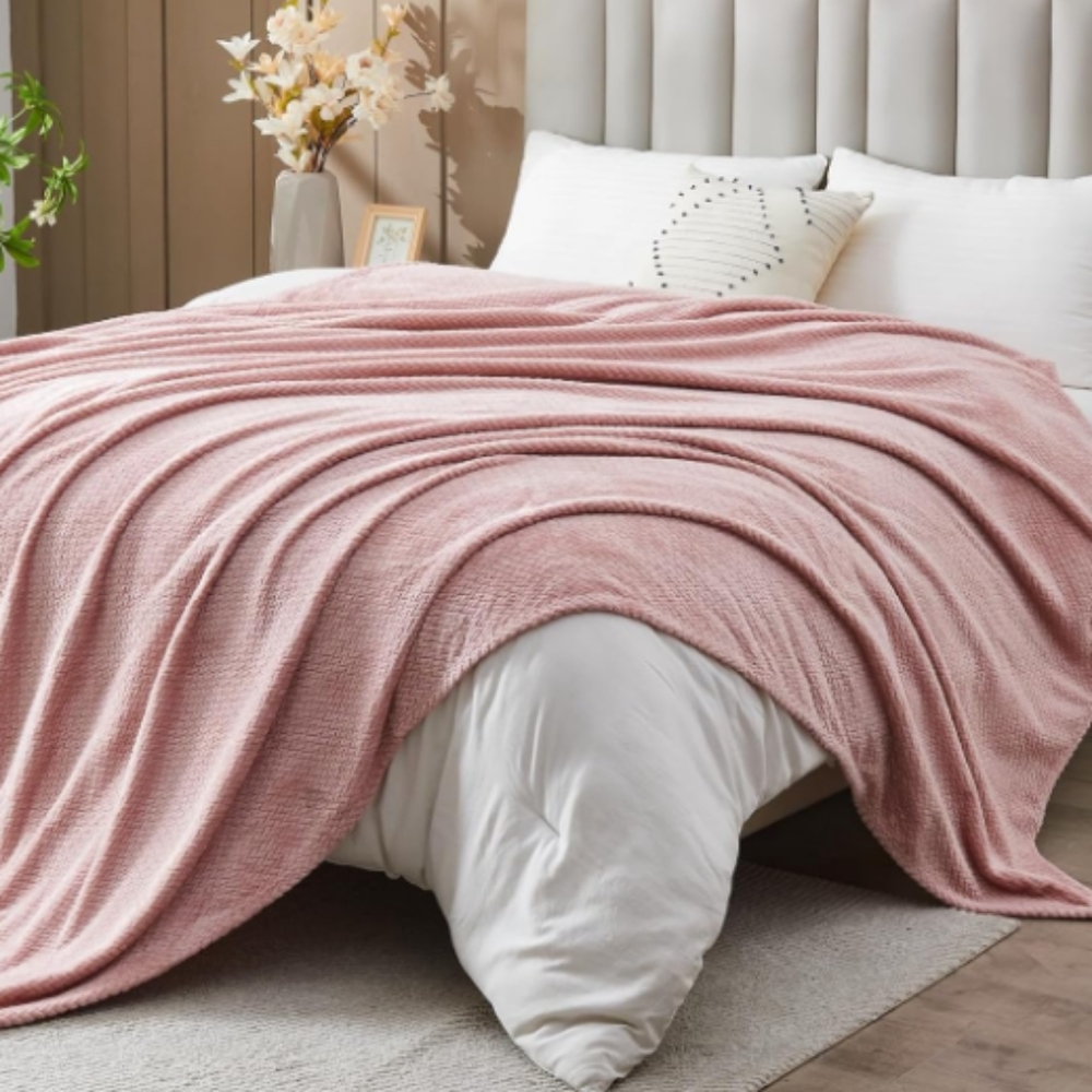 Petal Pink Soft Velvety Chenille Blush King Size Bed Blanket Leaves Texture New